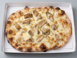 Pizza funghi porcini speciale in mezza teglia