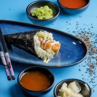 Temaki sake
