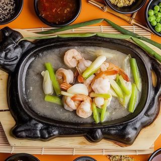 Gamberetti con cipolla alla piastra