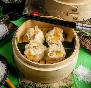 Xiaomai con gamberi