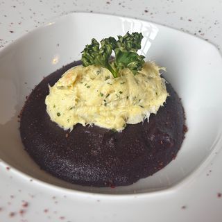 Baccalà mantecato su Polenta morbida di Riso Nero Beppino
