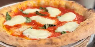 Margherita DOC + Bibita