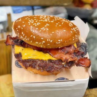 Smokey burger