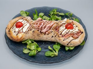 Pizza gourmet cannolo