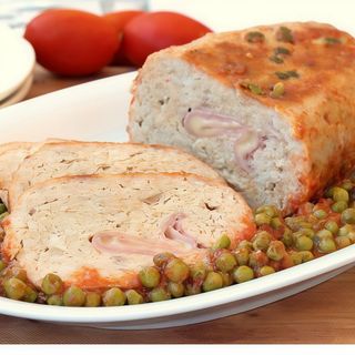 Polettone di carni bianche con piselli