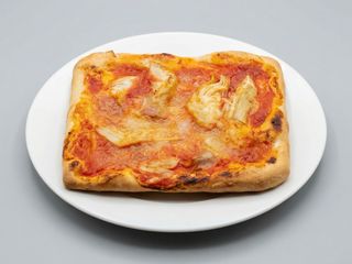 Pizzetta rossa  Margherita con carciofi