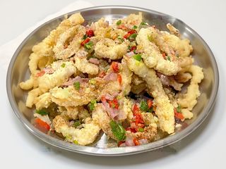 Calamari con sale e pepe