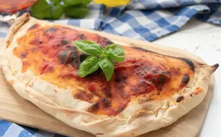 Panzerotti forno pomodoro., panna., cotto fiorucci, funghi