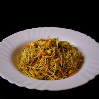 Spaghetti Di Riso Al Curry