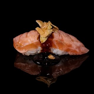 Nigiri sake scottato - 2 pezzi