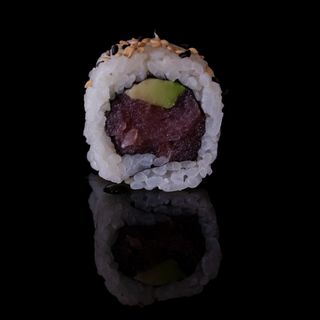 Uramaki tuna avocado - 4 pezzi