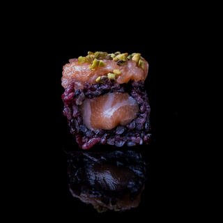 Uramaki black sake - 4 pezzi