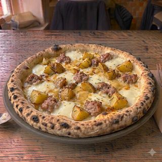 Patate e salsiccia