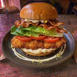 Chicken bacon burger