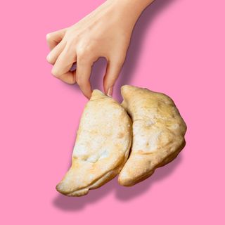 Panzerotto pomodoro e mozzarella