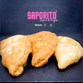 Panzerotto patate,salsiccia e mozzarella