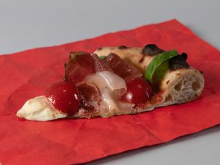 CRUDA. Solo la sera! NON disponibile il LUNEDì