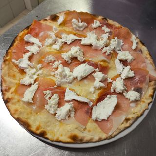 Bufala e crudo