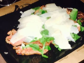 Straccetti di vitello con rucola al limone