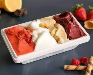 Vaschetta  XXL  (1,5 kg circa , peso variabile a seconda dei gusti )
