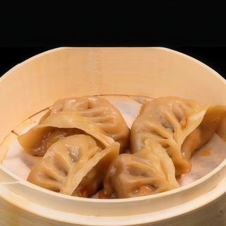 A9  Ravioli al vapore carne 2 pezzi