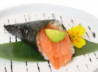 51  Temaki salmone phi