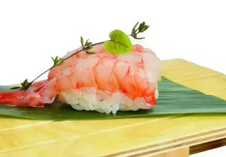 32  Nigiri gambero crudo
