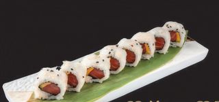 111  Uramaki onion maguro