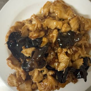 78-Pollo con funghi e bambù