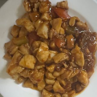 80-Pollo con peperoni piccanti e noccioline