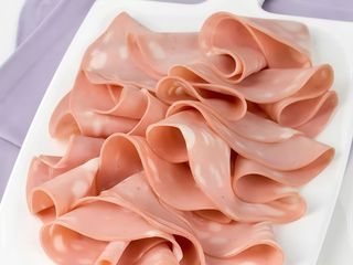 Mortadella in vaschetta