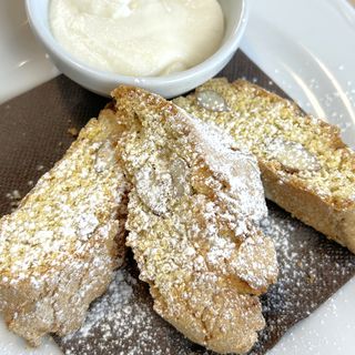 Cantucci alle Mandorle con Ricotta dolce