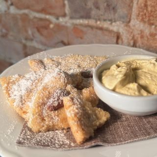 Sbrisolona di Riso con Crema Zabaione