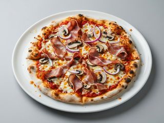 Pizza rossa prosciutto cotto e mozzarella