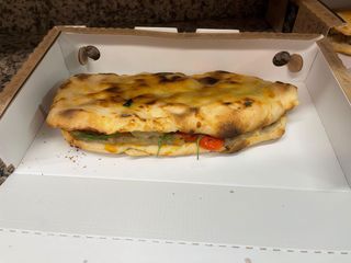 Focaccia zucchine e burrata