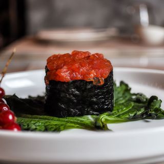 50. Gunkan spicy tonno alghe