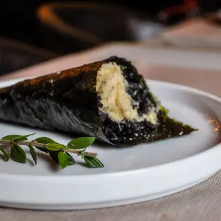 73. Temaki tatsumi