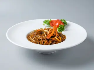 125B. Spaghetti di soia e gamberi