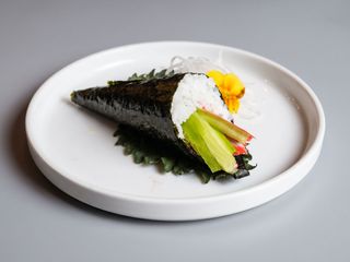 71. Temaki California
