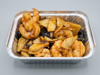 99. Gamberi con bambu e funghi