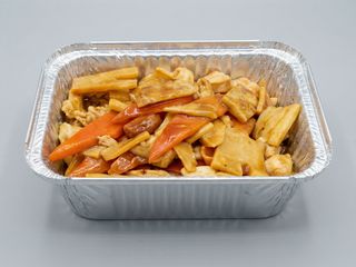 57. Pollo con mandorle