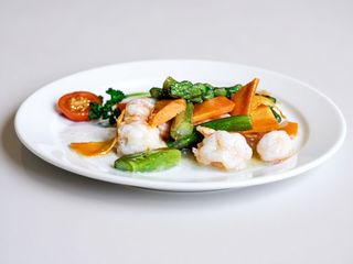 Gamberetti con asparagi