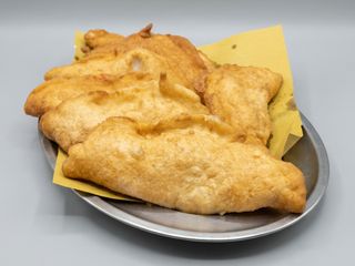 Calzone ricotta e salame fritto 