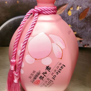 ALCOLICA AL GUSTO DI PESCA %5 VOL 518ML