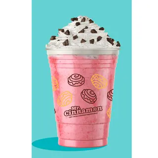 Milkshake cinnamon roll
