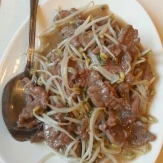 Manzo con Germogli di Soia