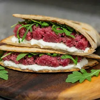 Piadina Georgia con doppia Tartáre di Manzo