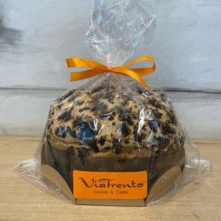 Panettone con gocce di cioccolato