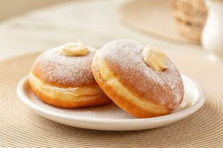 Krapfen con cioccolata bianca
