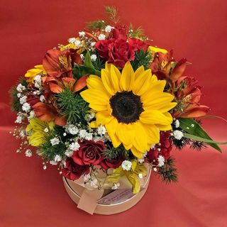 Flower box con fiori di stagione